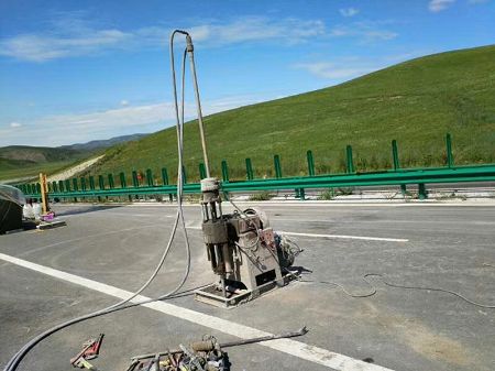 蓬江公路地基基础注浆加固